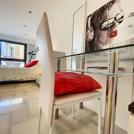 Gray D Albion Thi235 Appartement *