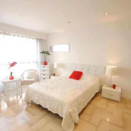 Gray D Albion Thi235 Appartement