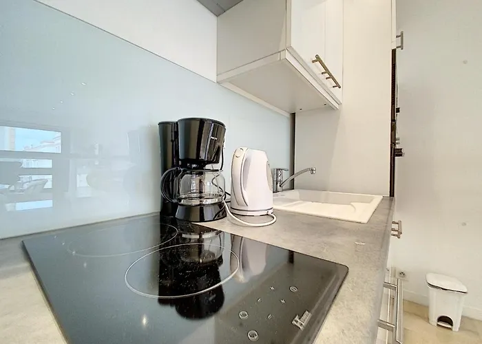 Gray D Albion Thi235 *