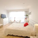 Gray D Albion Thi235 Appartement Cannes
